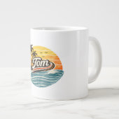Tom Retro Sunset Naam Design Grote Koffiekop (Voorkant rechts)