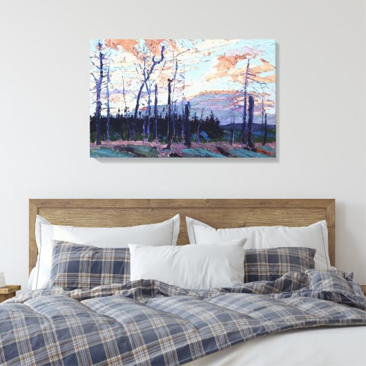 Tom Thomson - VERBRAND LAND BIJ ZONSONDERGANG 1915 Canvas Afdruk (Insitu (Slaapkamer))