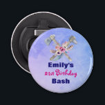 Tomahawk 21st Birthday Bash Favor Button Flesopener<br><div class="desc">Een coole boho met de naam verjaardagsgunstflesopener voor een 21e verjaardagsbassin. Een eigen amerikaans design van waterverf met de thema's ''. Een tomahawk en hatchet kruisten samen, in hun midden een bolletje veren en roze en gele bloemen. De achtergrond is een zachte paarse blauwe waterverf textuur. Een cool inheems Amerikaans...</div>