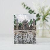 Tomb in Hue Graveyard, Vietnam Briefkaart (Staand voorkant)