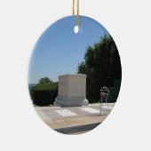 Tomb van de onbekende soldaat keramisch ornament (Rechts)