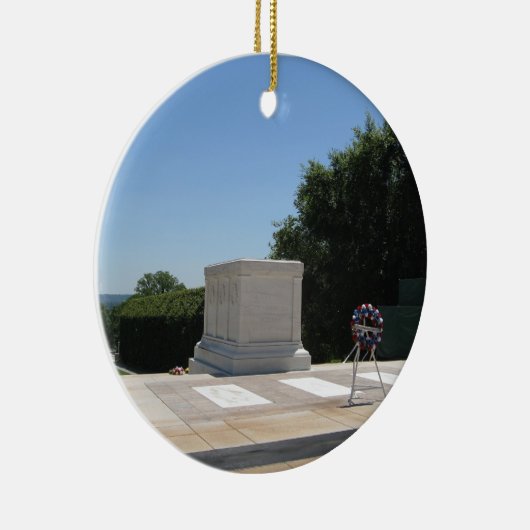 Tomb van de onbekende soldaat keramisch ornament (Rechts)