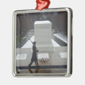 Tomb van de onbekende soldaat metalen ornament (Links)