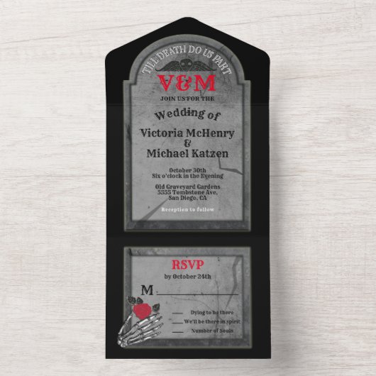 Tombstone Gothic Halloween Wedding All In One Uitnodiging (Binnen)