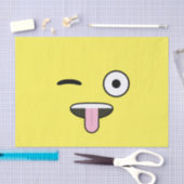 Tongue out Emoji Tissuepapier (Craft)