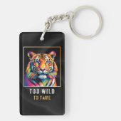 Too Wild to Tame – Colorful Geometric Tiger Head Sleutelhanger (achterkant)