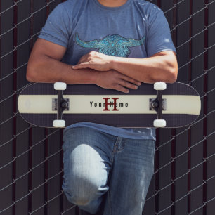 toon Paars skateboard met naam HAMbyWG