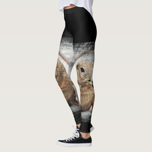 "Toot Your Own Horn" Leggings op de grondeekhoorn (Links)