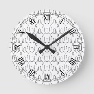 Tooth O'Clock Classic Roman Numerals Ronde Klok