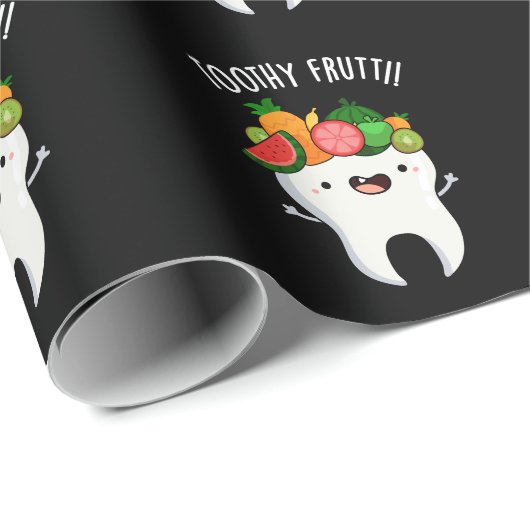 Toothy Fruity Funny Dental Pun Dark BG Cadeaupapier (Rol Hoek)