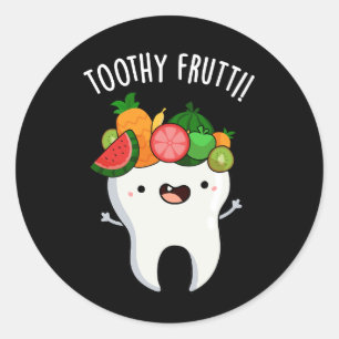 Toothy Fruity Funny Dental Pun Dark BG Ronde Sticker