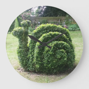 Topiary slak leuk tuinieren grote klok