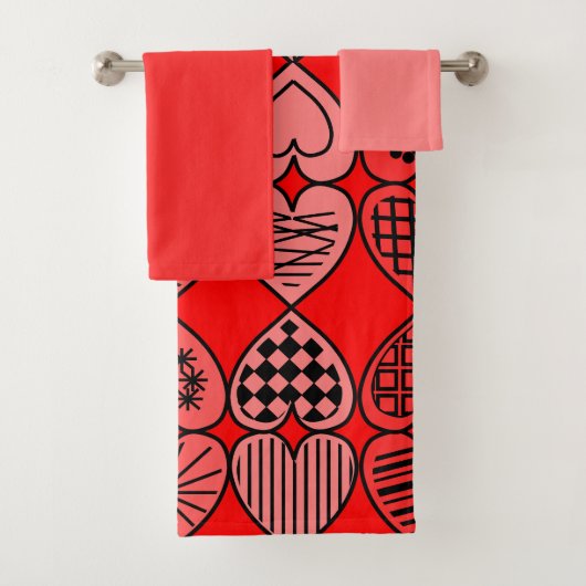 Topsy Turvy Hearts Bath Towel Set Bad Handdoek (Insitu)