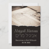 Torah Scroll Elegant Hebrew Bat Mitzvah Uitnodigin Kaart (Voorkant)