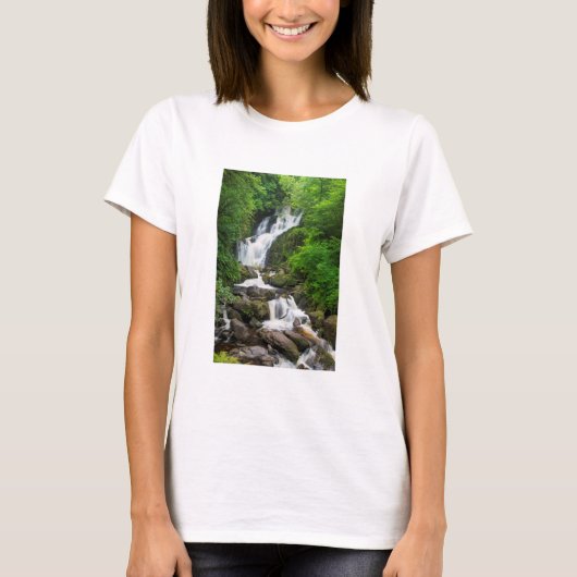 Torc-waterval landschappelijk, Ierland T-shirt (Voorkant)