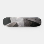 Toren in de stad. persoonlijk skateboard (Horizontaal)