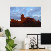 Torenboog bij zonsopgang in Arches National Park Poster (Thuiskantoor)
