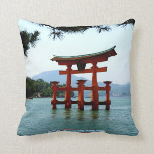 Torii gate, Itsukushima Shrine, Japan Kussen