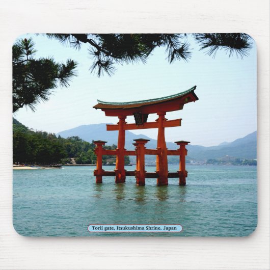 Torii gate, Itsukushima Shrine, Japan Muismat (Voorkant)