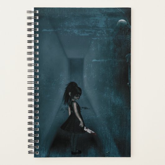 Tormented Gothic Girl Planner (Voorkant)