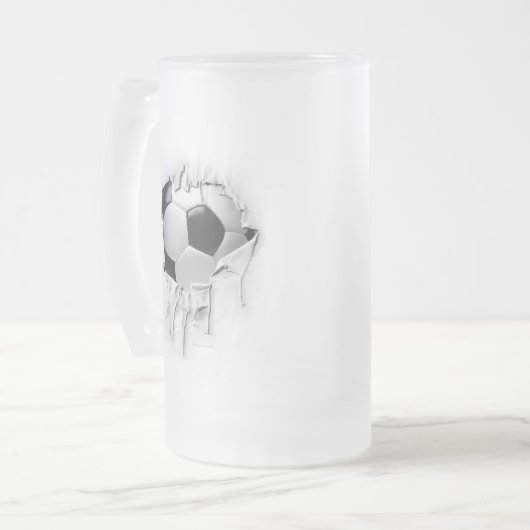 Torn Soccer Frosted Beer Mok (Voorkant links)
