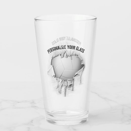 Torn Volleyball (gepersonaliseerd) Glas (Achterkant)