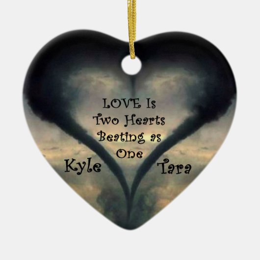 Tornado Heart Ornament met Names and Curlz font (Voorkant)