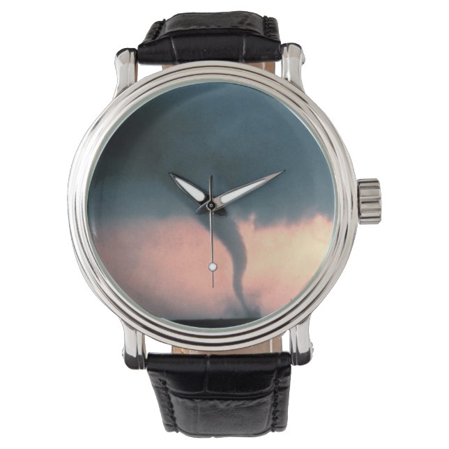 Tornado Watch Horloge (Voorkant)