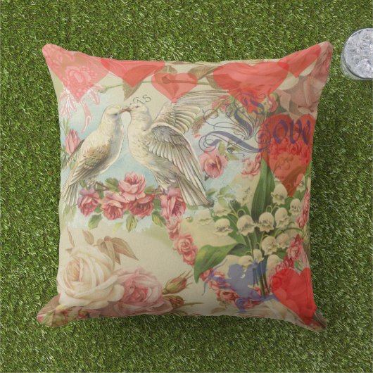 Tortelduifjes  Antiek Hart Buitenkussen (Gras)