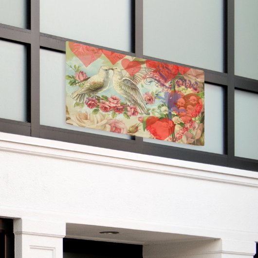 Tortelduifjes  Antiek Hart Spandoek (Buitenkant Gebouw)