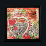 Tortelduifjes Hart Rode Kunst Collage Cadeaudoosje<br><div class="desc">De kunst van de liefde,  met bloemen,  valentijn harten en Victoriaans  kunst om te zeggen dat ik van je hou. Een prachtige liefdesvogelkunst.</div>