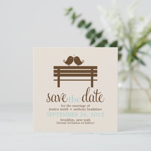 Tortelduifjes op Park Bench Wedding Save The Date (Staand voorkant)