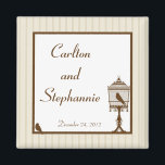 Tortelduifjes Tan/Bruin Wedding Magnet<br><div class="desc">2-inch x2-inch vierkant, op maat gemaakte, aantrekkelijke magneten zijn in hoge kwaliteit en met levendige kleuren afgedrukt. Perfect voor aankondigingen van baby, sparen-de-datumherinneringen, giften voor familie en vrienden, of zelfs grote promotionele advertenties voor om het even welk zaken. Steek ze op de koelkast, de dossierkast, de vaatwasmachine of uw eigen...</div>