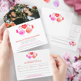 Tortelduifjes trouwdag foto met RSVP All In One Uitnodiging