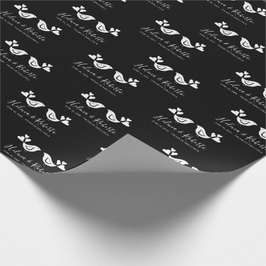 Tortelduifjes Weddenschap Gift Custom Bride and Gr Cadeaupapier (Hoek)