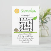 Tortoise doolhof puzzel verjaardagsuitnodigingen v kaart (Staand voorkant)