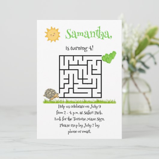Tortoise doolhof puzzel verjaardagsuitnodigingen v kaart (Staand voorkant)