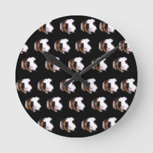 Tortoiseshel Guinee varkens Medium Wall Clock. Ronde Klok