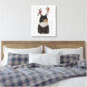 Tortoiseshel Kat met Antlers en Rode vogels Canvas Afdruk (Insitu (Slaapkamer))