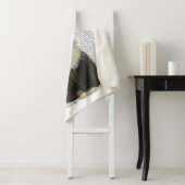 Tortoiseshel Kat met Antlers en Rode vogels Sherpa Deken (In situ)