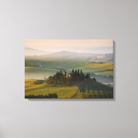 Toscane berglandschap op zonsopgang canvas afdruk (Voorkant)