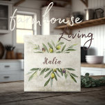 Toscane rustieke olijven italië bruin script tegeltje<br><div class="desc">Bella Cucina Rustieke waterverf olijf boeket van takken & bladeren. Gedaan in een coördinerend bruin schrift. Mix & match met andere tegels in hetzelfde coördinerende thema om je perfecte look te creëer. 100% klanttevredenheid met "Zazzle" elke dag.</div>