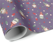 Tossed Gnomes Wrapped in Lights on Gray-Purple Cadeaupapier (Rol Hoek)