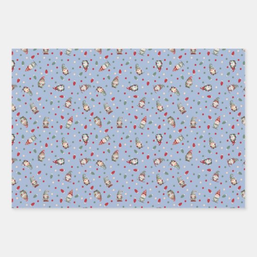Tossed Gnomes Wrapped in Lights on Light Blue Inpakpapier Vel (Voorkant)
