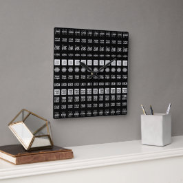 Tot 12 verschillende logo's of geüploade Afbeeldin Vierkante Klok