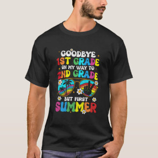 Tot 1e klas afstuderen naar 2e klas Hallo zomer T-shirt