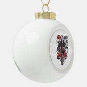 Tot de dood doen we het niet. keramische bal ornament (Links)