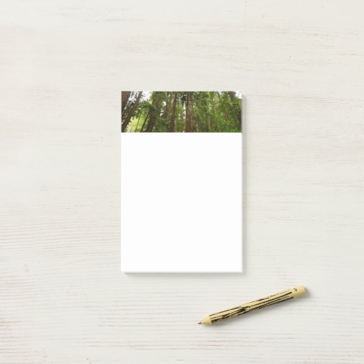 Tot Redwoods in Muir Bossen National Monument Post-it® Notes (Op bureau)