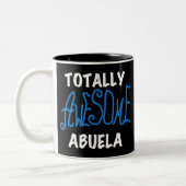 Totaal Blauwe T-shirts Geweldige Abuela en Giften Tweekleurige Koffiemok (Links)
