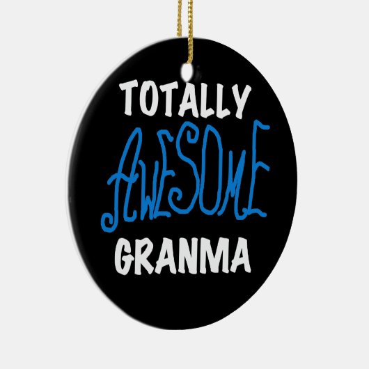 Totaal Blauwe T-shirts Geweldige Granma en Giften Keramisch Ornament (Rechts)